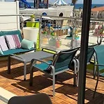 Rivage Hyper Centre Et A Pied